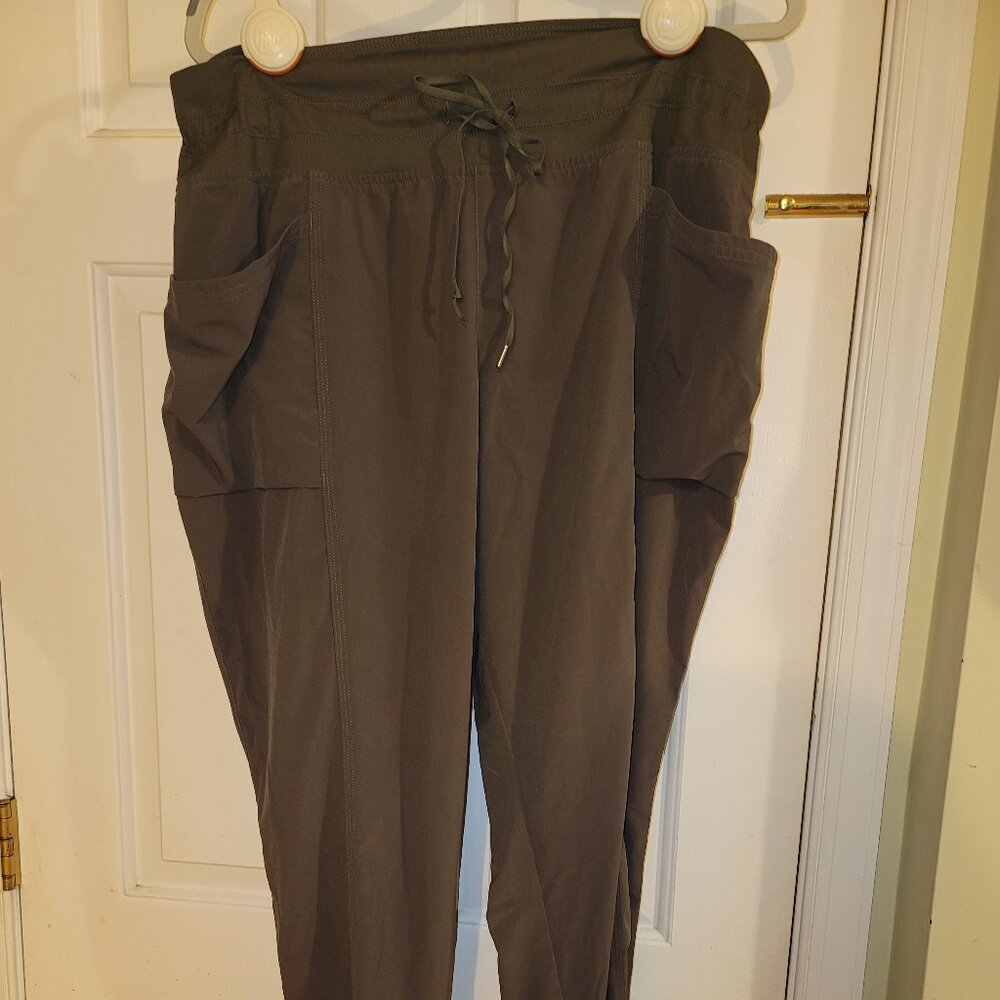 5.11 Tactical #64460 Margo Joggers (Ranger Green)